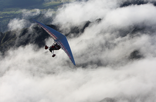 motorized hang gliding